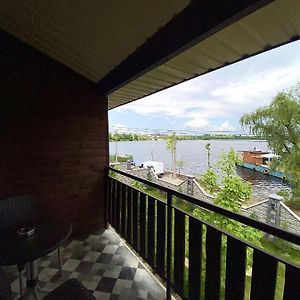 Studio Balcony